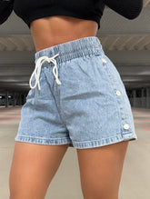 Commuter's All-matching Elastic Pure Color Slimming Denim Shorts